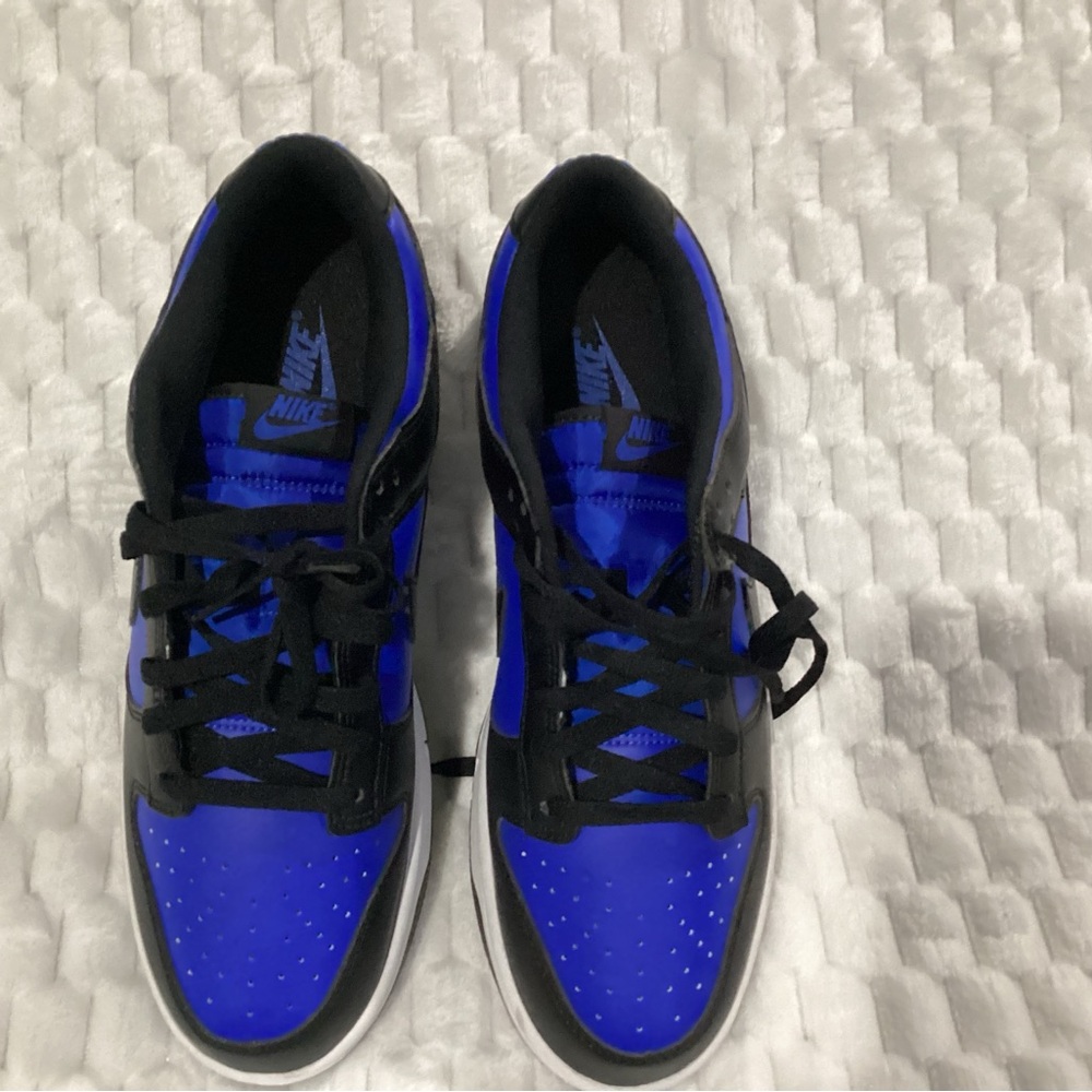 Nike Black and Blue Athletic Shoes size 11
